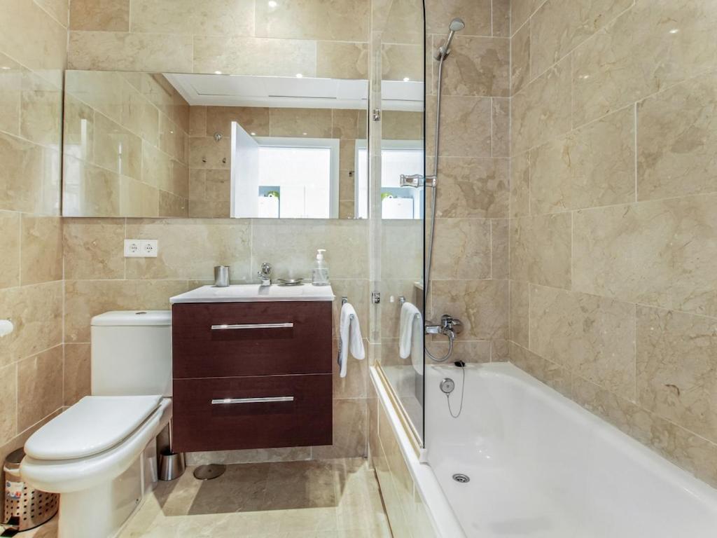 Rock Bay Apartment With Wonderful Sea View And 5 Minutes From The Beach Manilva Bagian luar foto